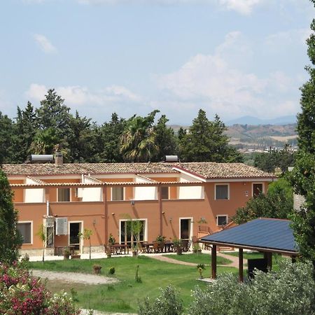 Agriturismo Torre Del Golfo Cropani Exteriör bild