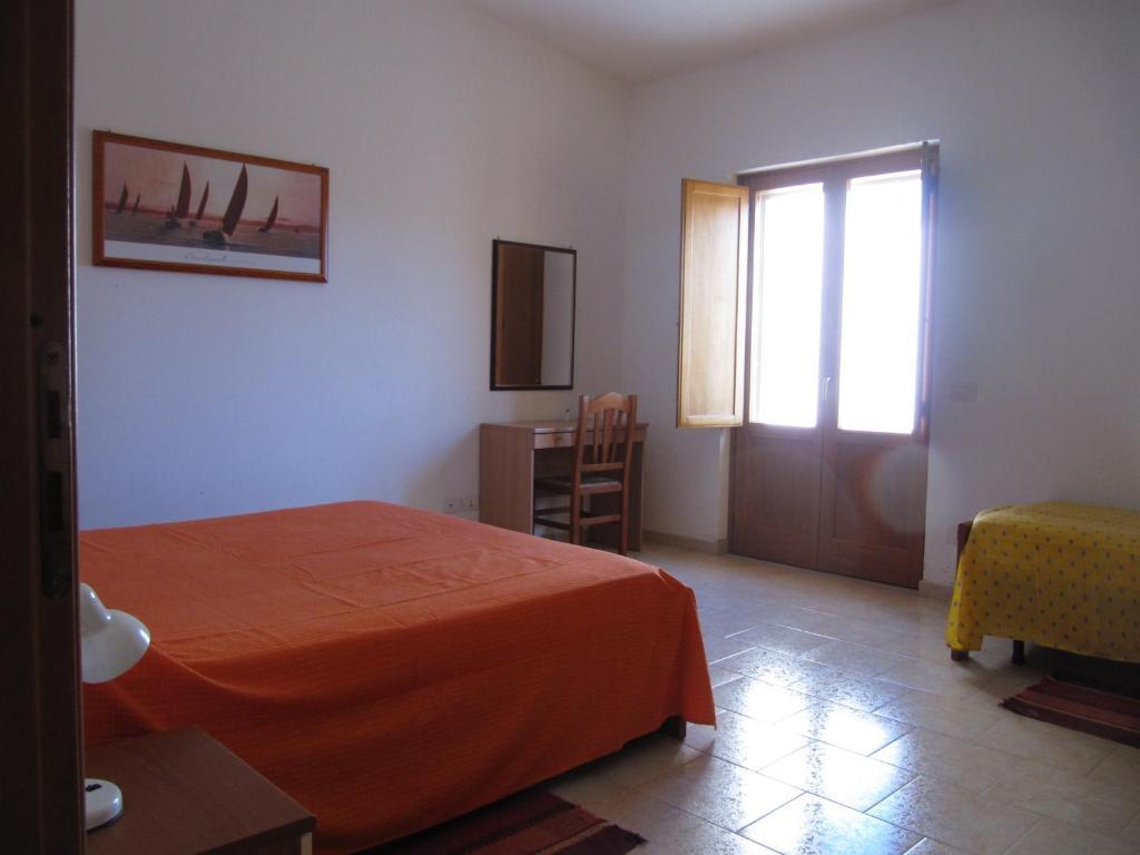 Agriturismo Torre Del Golfo Cropani Rum bild