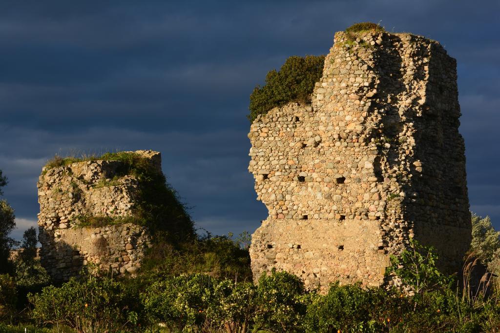 Agriturismo Torre Del Golfo Cropani Exteriör bild